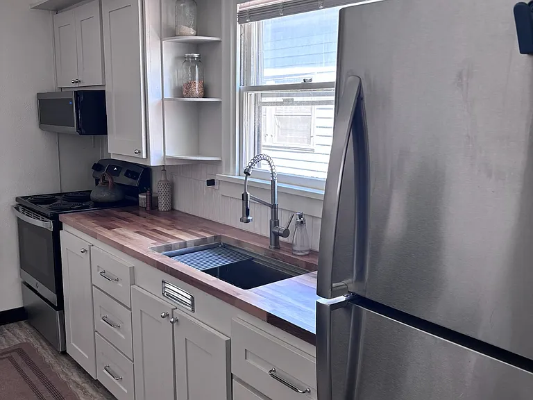 525 Toole Ave #A — Photo 6