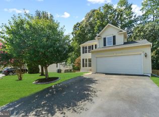 17 Lapis Dr, Fredericksburg, VA 22406