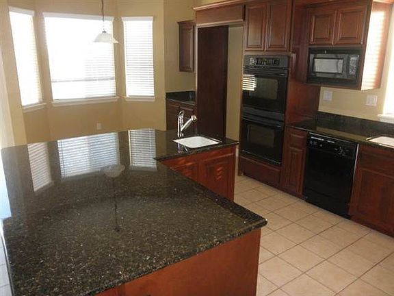 4th image of 1730 Windsor Ct