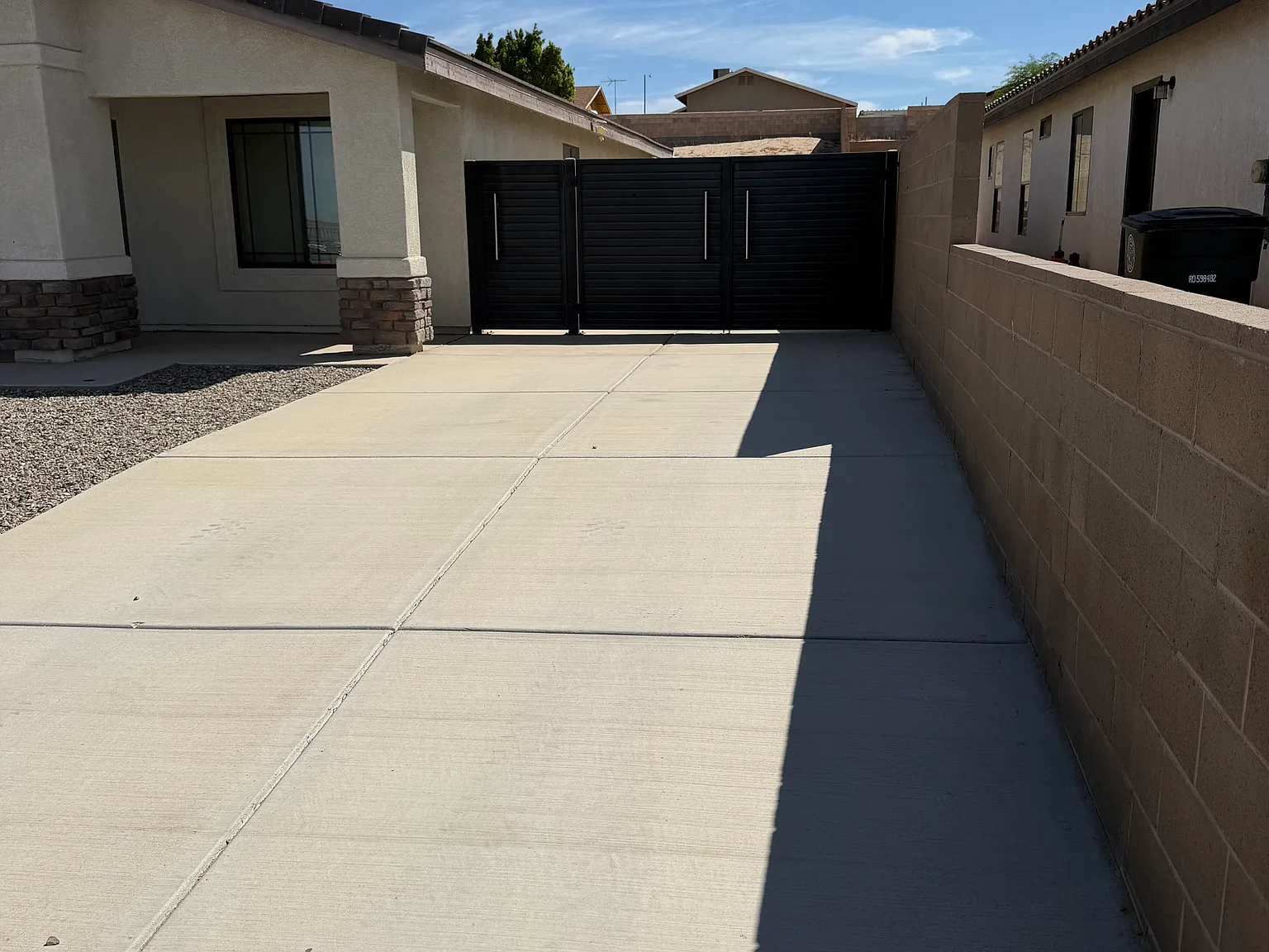 3 bed, 1309 sqft, $1,800 — Photo 2