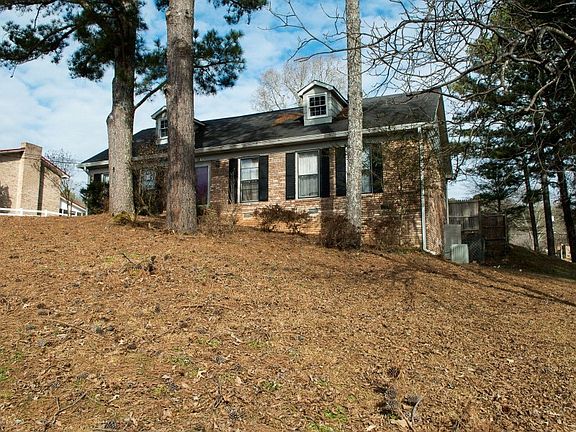 3rd image of 1204 Greensboro Dr