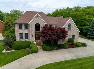 7399 Wetherington Dr, West Chester, OH 45069
