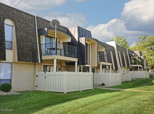 701 La Fontenay Ct, Louisville, KY 40223