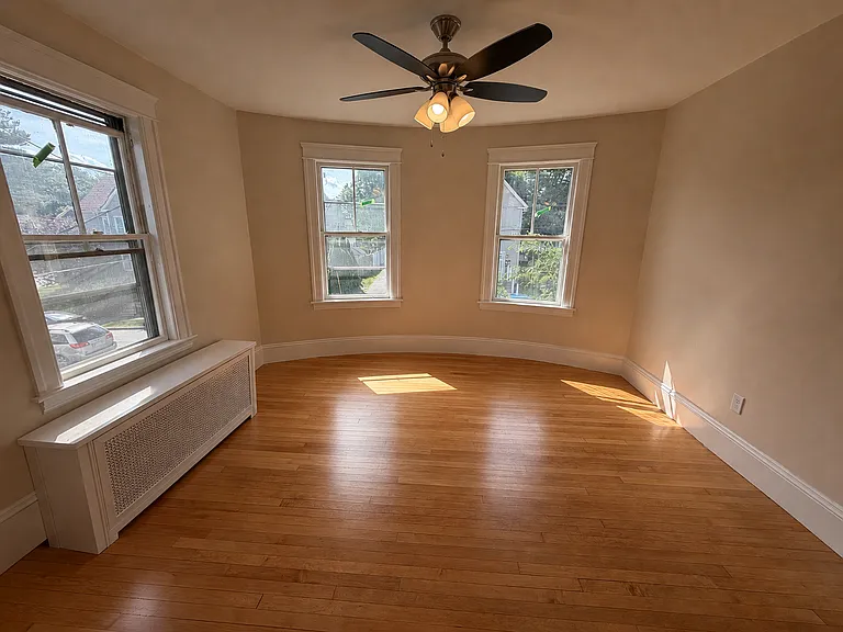 10 Tower St #2 — Photo 2