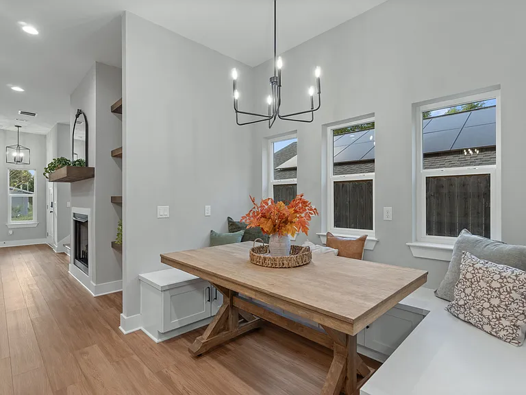706 N F St #B — Photo 13