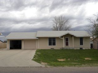 3304 Memorial Dr, Lamar, CO 81052