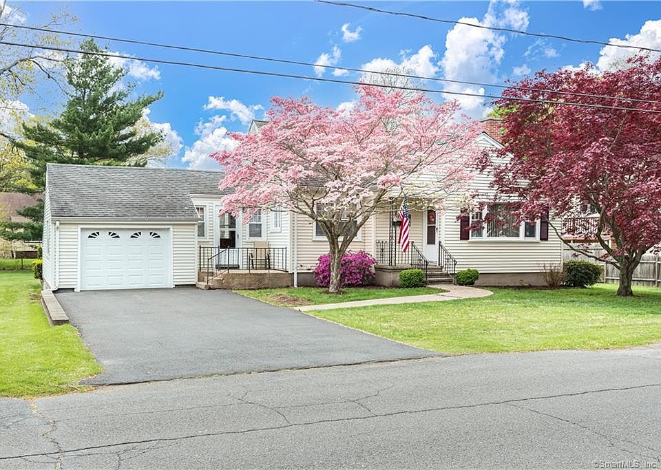 1st image of 30 Homestead Ave