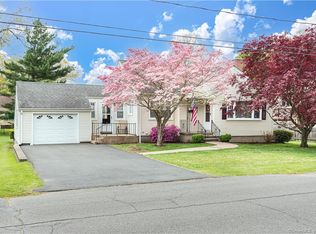 30 Homestead Ave, Plainville, CT 06062
