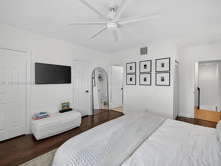 1214 W Las Olas Blvd — Photo 33