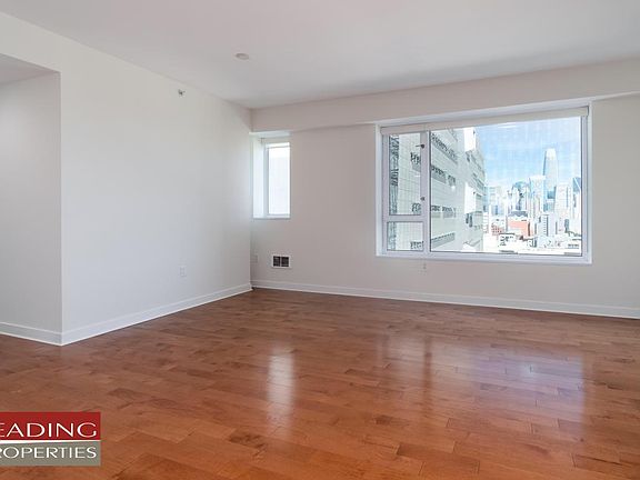 5th image of 1160 Market St #1514