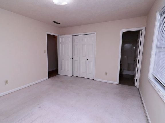 4th image of 107 Stillwater Rd