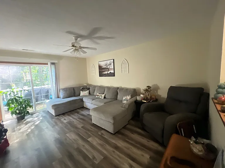 281 E Main St #7-B — Photo 6