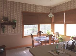 111 W 4th St, Sutherland, IA 51058