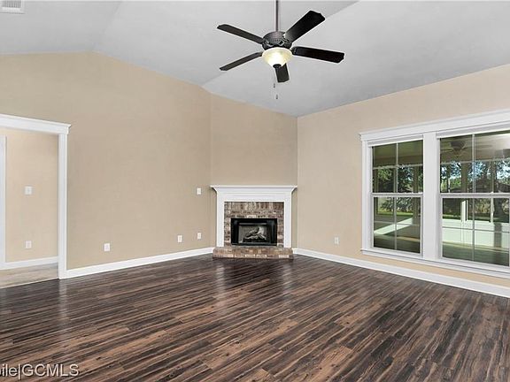 5th image of 10510 Elgin Dr S