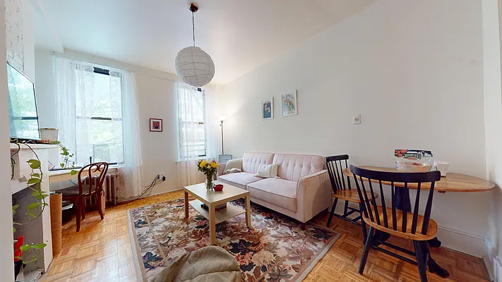 Rented by Bond New York | media 12