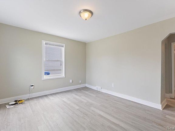 2nd image of 6808 Fisher Ave