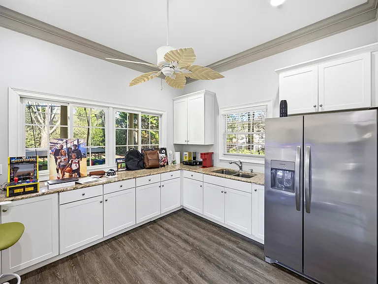 9805 Strike The Gold Ln — Photo 45