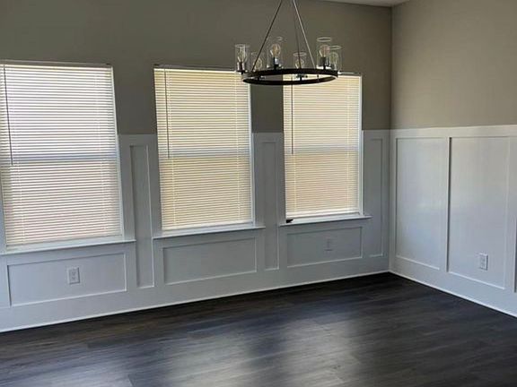 3rd image of 3199 Lantana Way