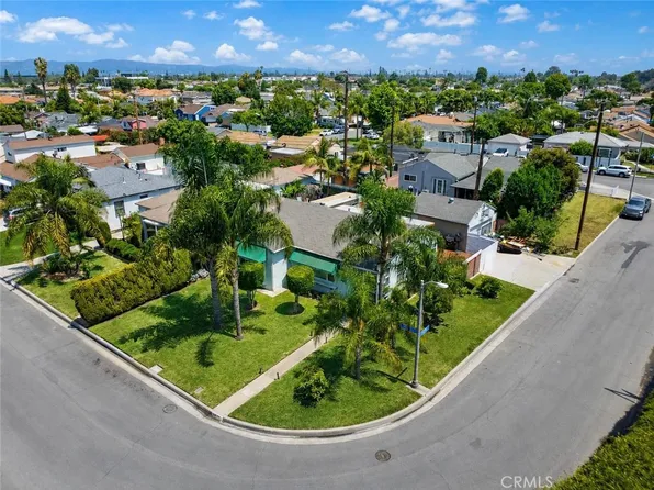 8734 Parrot Ave, Downey, CA 90240
