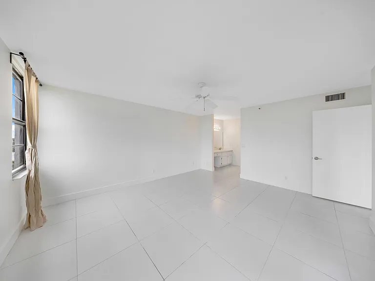 2217 Cypress Island Dr #602 — Photo 14