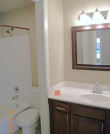 5th image of 5949 S Oak Dr
