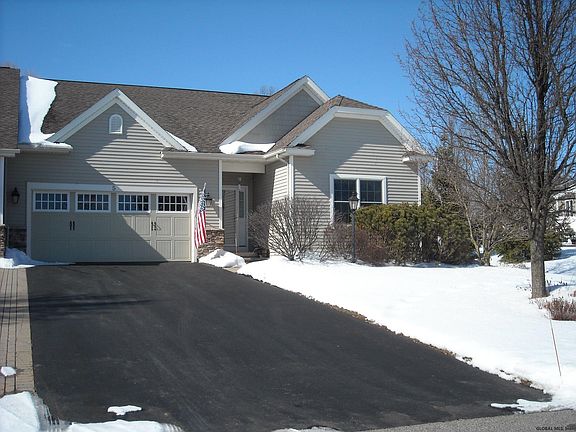 2nd image of 5 Ashton Dr