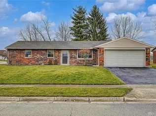 2210 Michigan Dr, Xenia, OH 45385