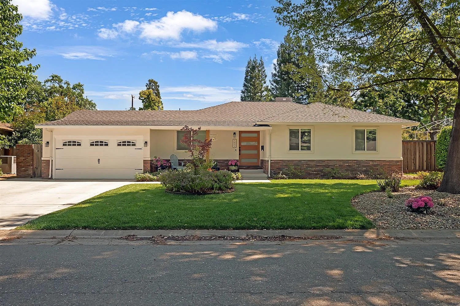 4024 Cayente Way photo 1