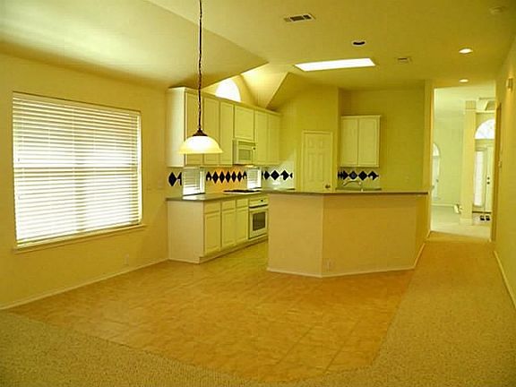5th image of 3018 Peppercorn Dr