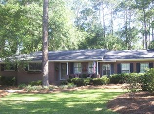 803 Par St, Douglas, GA 31533