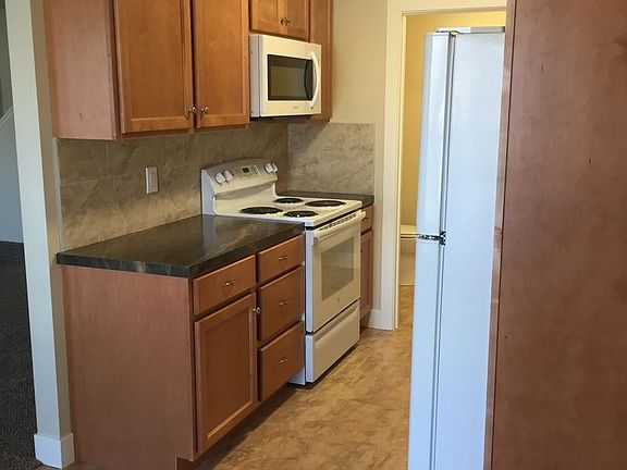 5th image of 1612 E 17th St #5957608