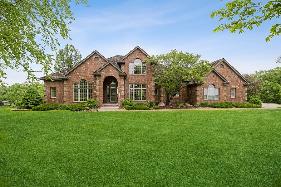 1st image of 31749 Silverado Ln