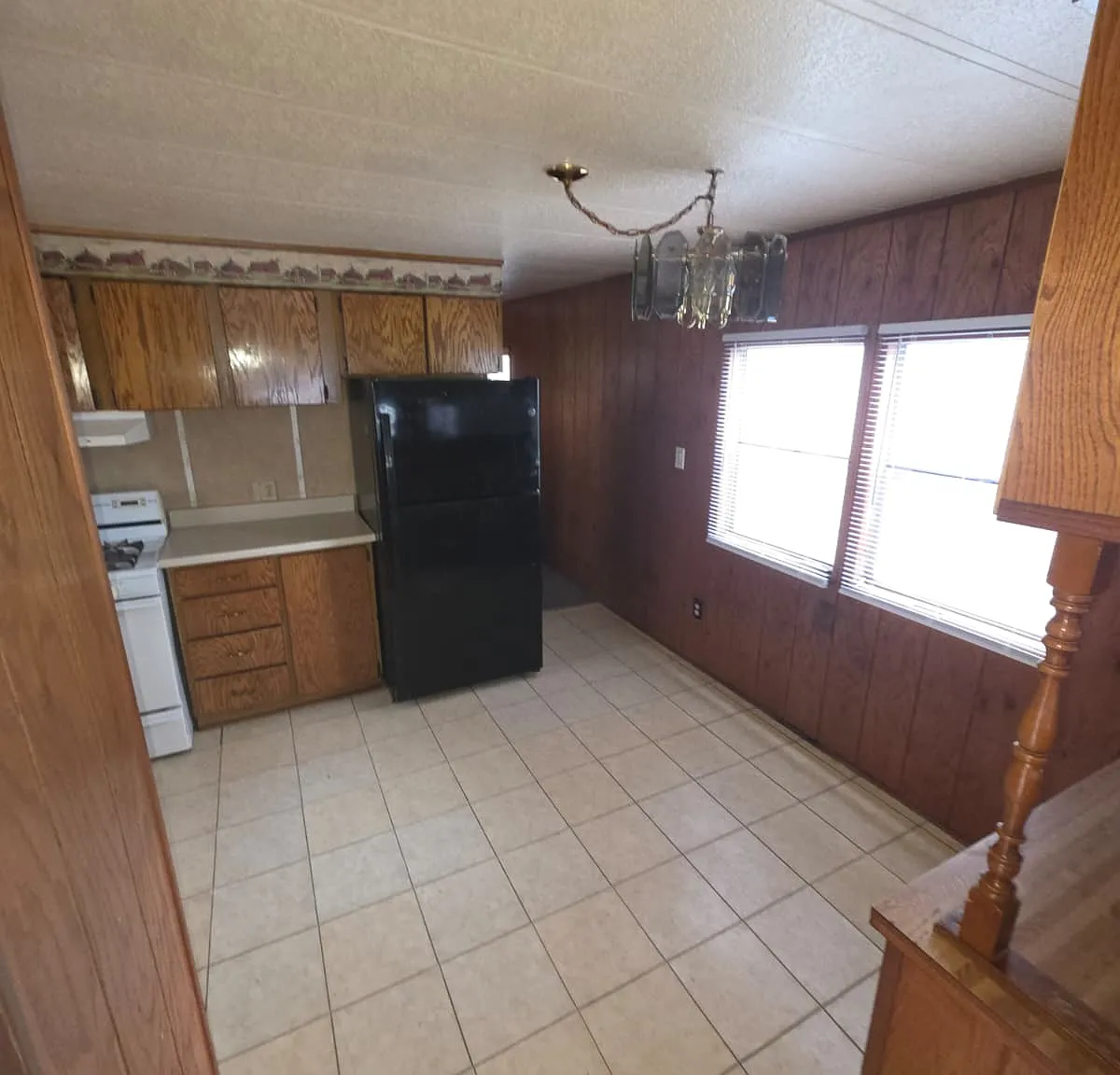 2 bed, $900 — Photo 2