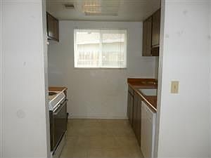 4th image of 8971 Laguna Vista Ct