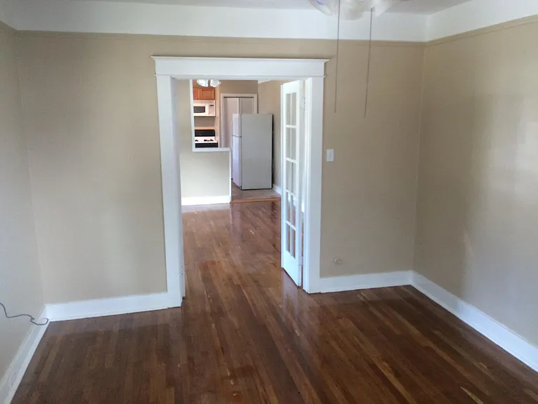 2633 Joseph St — Photo 2
