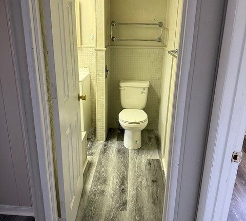 3rd image of 1108 W Church St