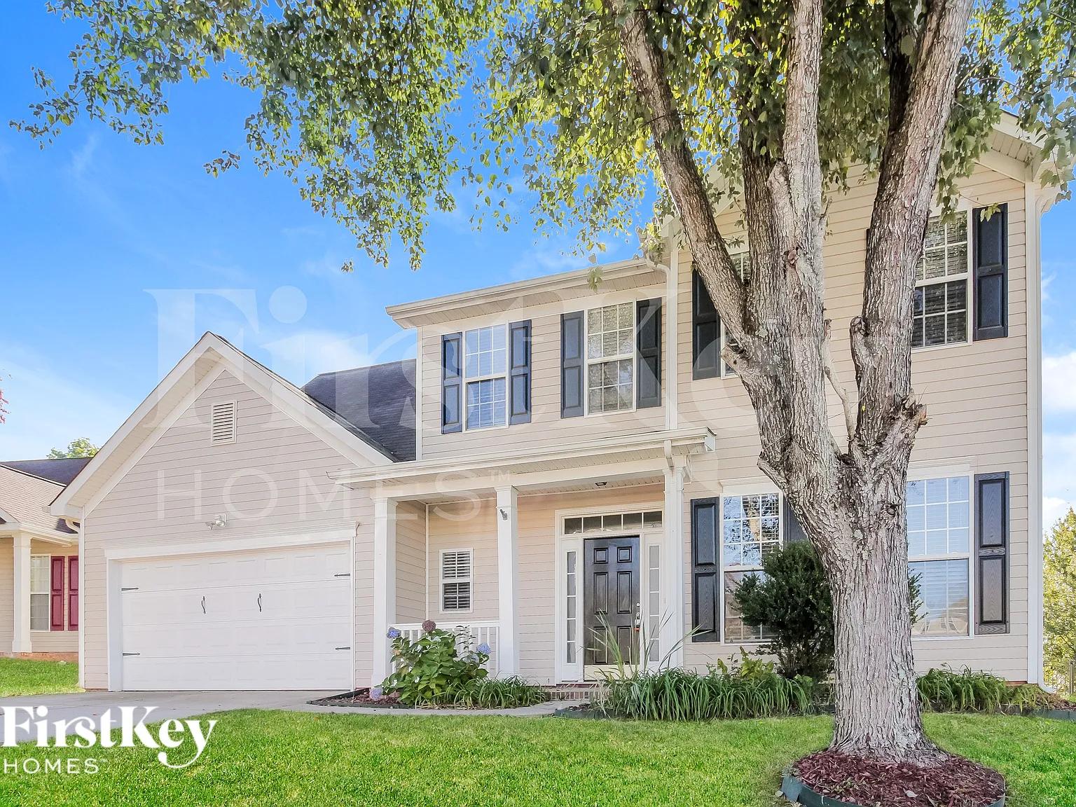 5 bed, 4.0 bath, 2744 sqft, $2,675 — Photo 2