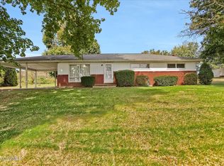 100 Milroy Rd, New Columbia, PA 17856