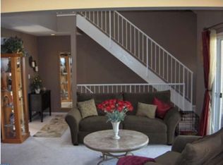 904 Saxony Dr #B, Mount Laurel, NJ 08054