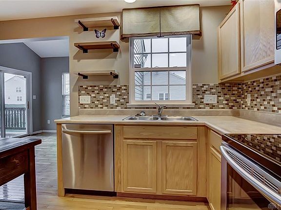 5th image of 586 Wildlife Ct