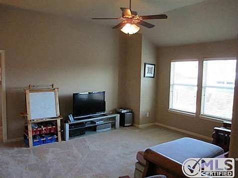5th image of 2316 Elm Valley Dr