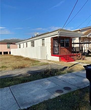4th image of 2605 S Galvez St