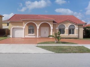 5912 SW 163rd Pl, Miami, FL 33193
