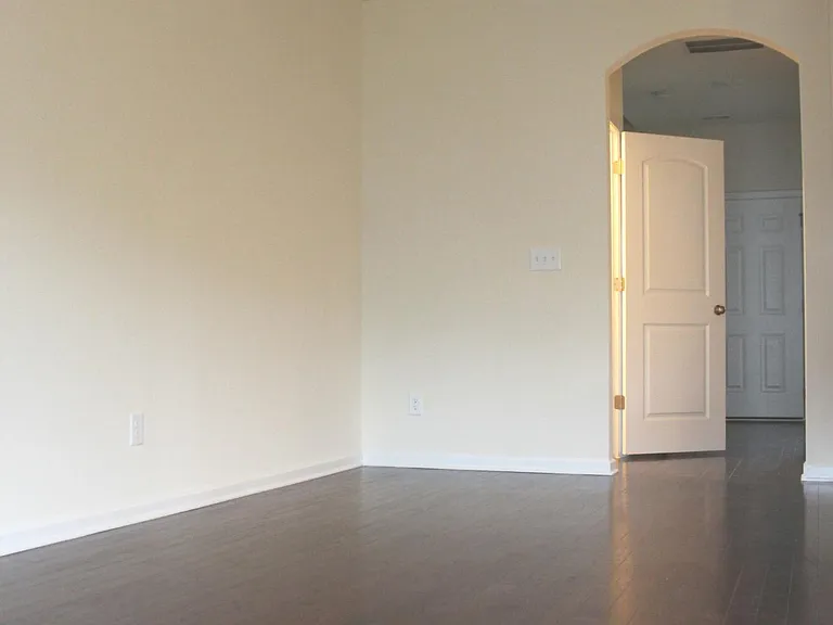 6435 Prosperity Church Rd — Photo 5