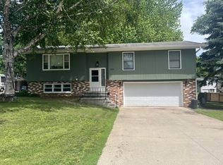 1301 9th St SE, Willmar, MN 56201