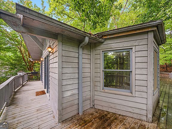 4th image of 166 Lake View Trce