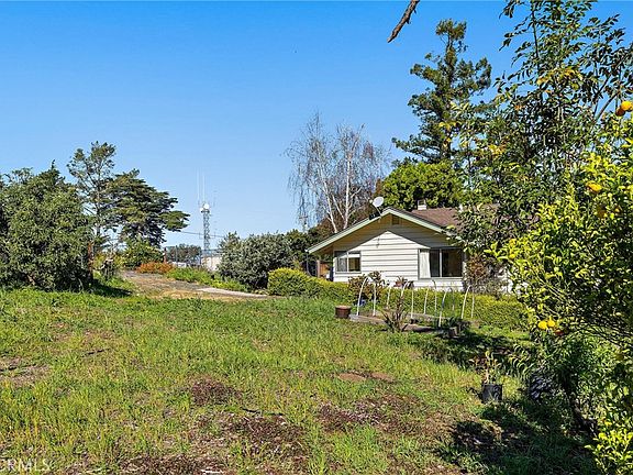 4th image of 1909 Pineridge Dr