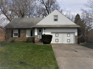959 Murray Rd, South Euclid, OH 44121