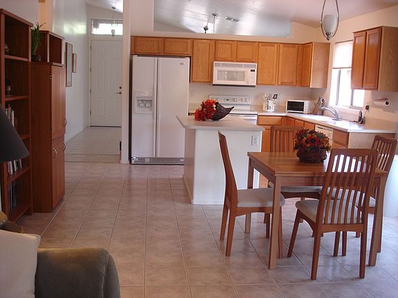Nice kitchen and family room combination
