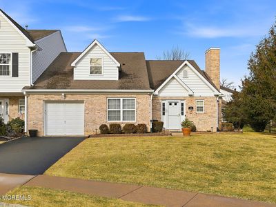 3 Lone Oak Way, Eatontown, NJ, 07724